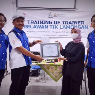 RTIK (Relawan Tekhnologi Informasi dan Komunikasi) Lamongan telah mengadakan Training Of Trainer (TOT) RTIK Lamongan !!